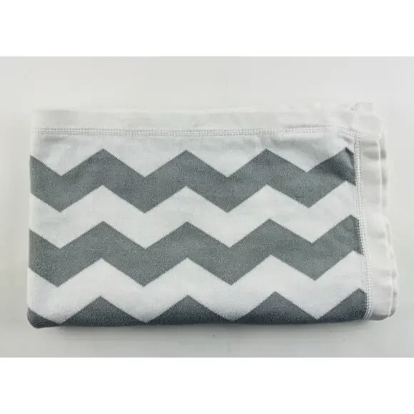 Pottery Barn Kids Gray White Chevron Zig Zag Baby Blanket Cotton Knit Grey 30x40 - Picture 11 of 12